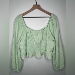 Wild Fable Top Womens L Mint Green Peasant Boho Long Sleeve Crop Shirring Blouse